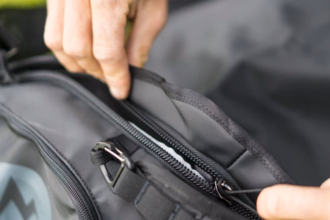耐候表现 · 实际使用与产品细节