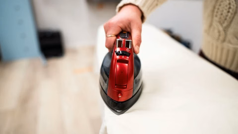 Panasonic Cordless Advanced Ceramic 挂烫机与电熨斗